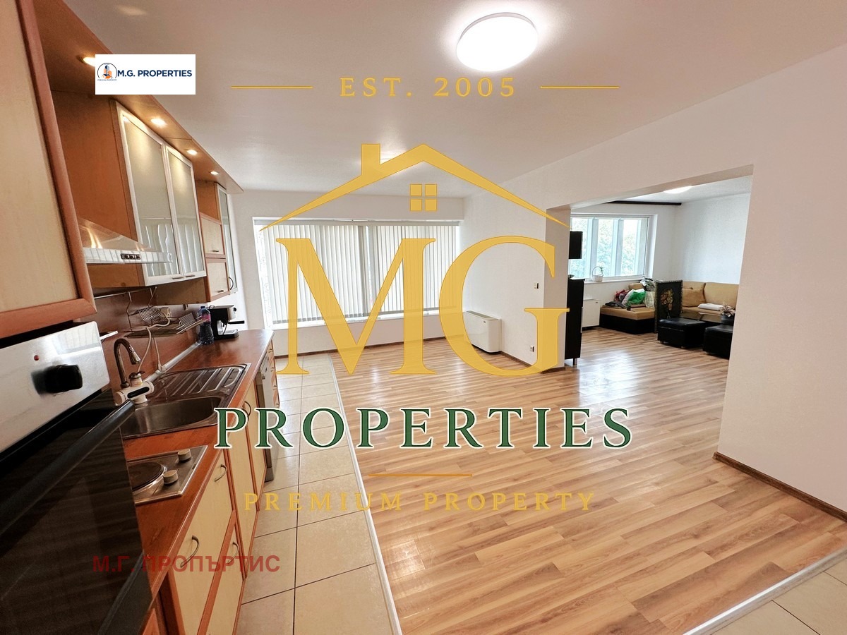 Продава МНОГОСТАЕН, гр. Добрич, Център, снимка 5 - Апартаменти - 47031364
