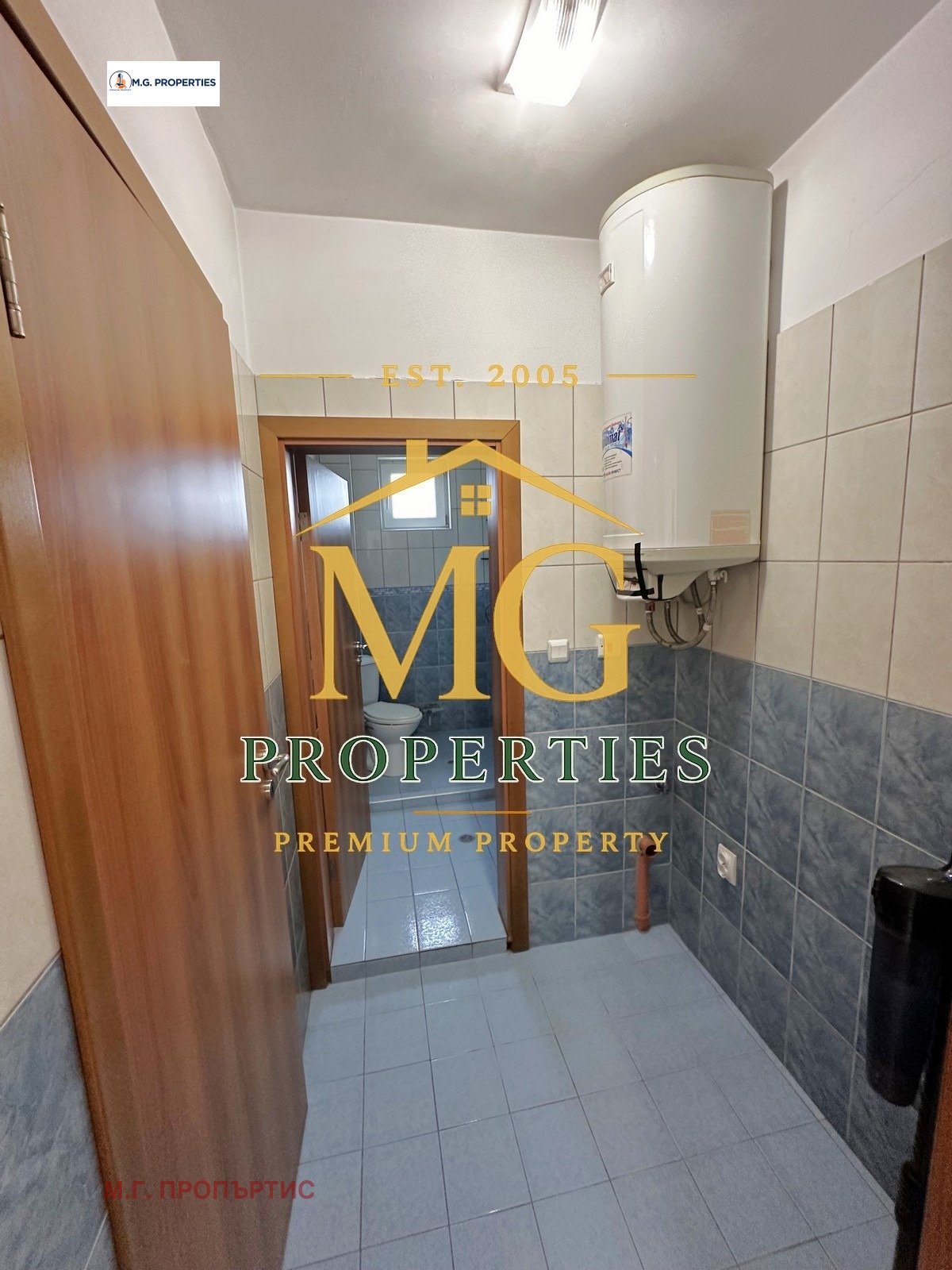 Продава МНОГОСТАЕН, гр. Добрич, Център, снимка 14 - Апартаменти - 47031364
