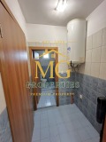 Продава МНОГОСТАЕН, гр. Добрич, Център, снимка 14