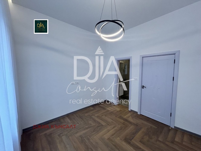 Продава 3-СТАЕН, гр. София, Център, снимка 12 - Апартаменти - 53120660