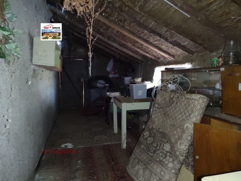 Продава КЪЩА, с. Пчеларово, област Добрич, снимка 14 - Къщи - 42642701