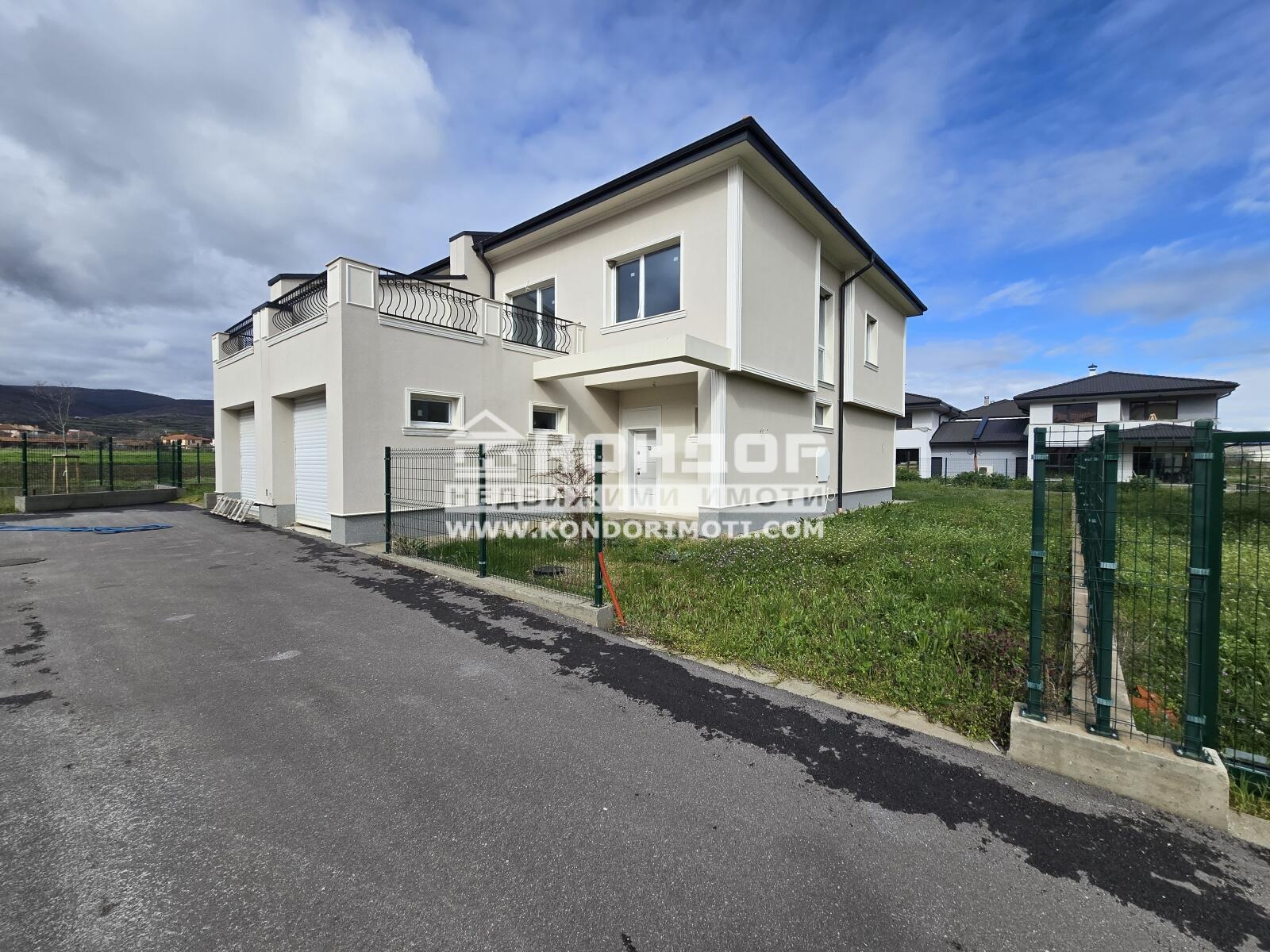 Продава КЪЩА, с. Първенец, област Пловдив