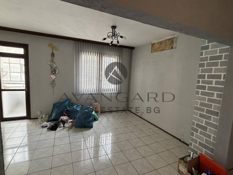 Продава 3-СТАЕН в град Пловдив, Кючук Париж - 100 кв.м / 168 800 € » 330 144.10 лв., АВАНГАРД РИЪЛ ЕСТЕЙТ