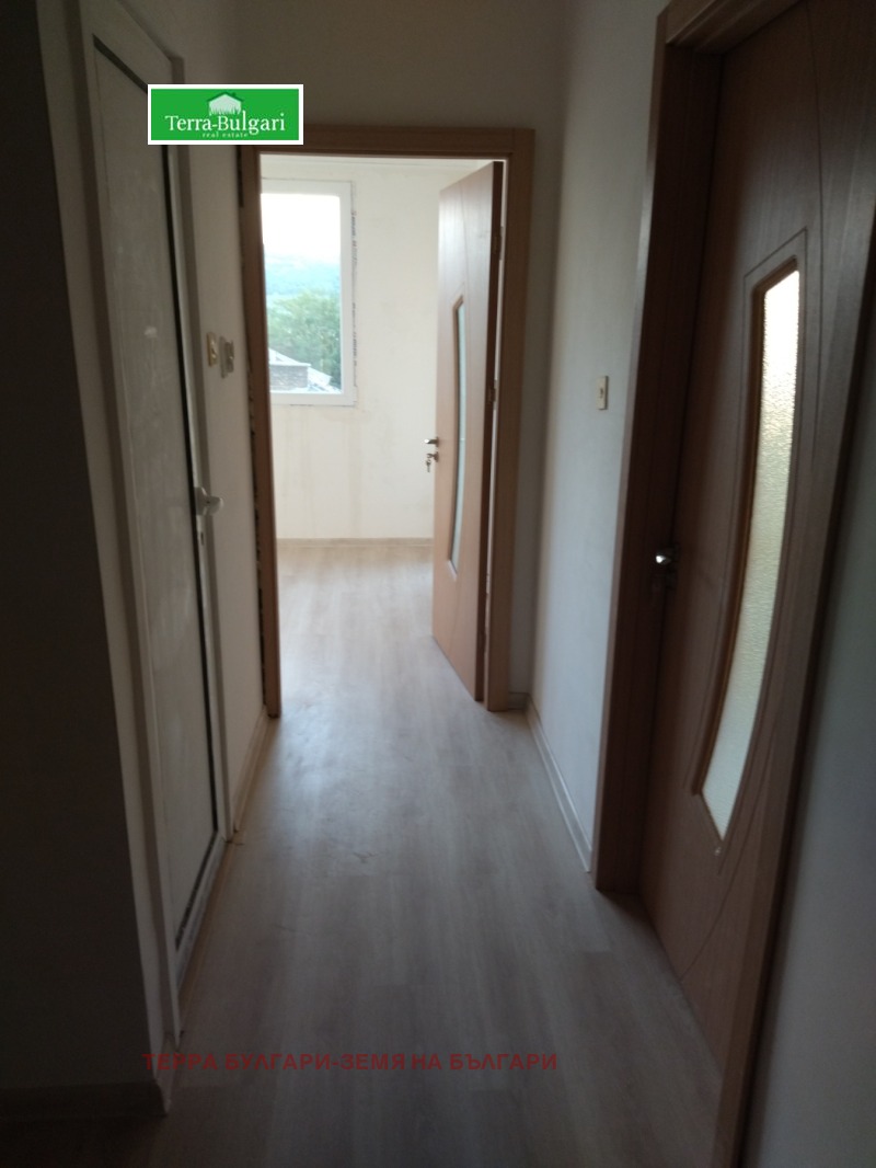 Zu verkaufen  1 Schlafzimmer region Pernik , Radomir , 72 qm | 80515703 - Bild [9]