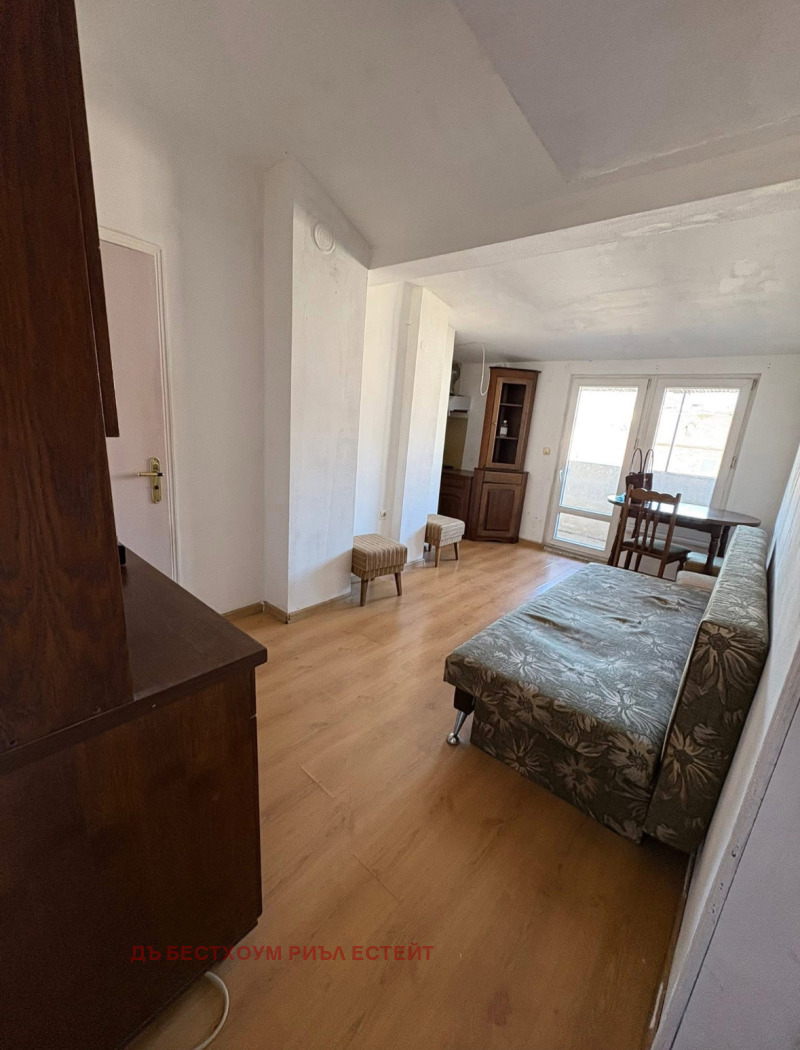 Продава 2-СТАЕН, гр. Варна, Лятно кино Тракия