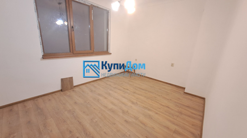 Продава 3-СТАЕН, гр. Варна, Цветен квартал, снимка 8 - Aпартаменти - 48053778