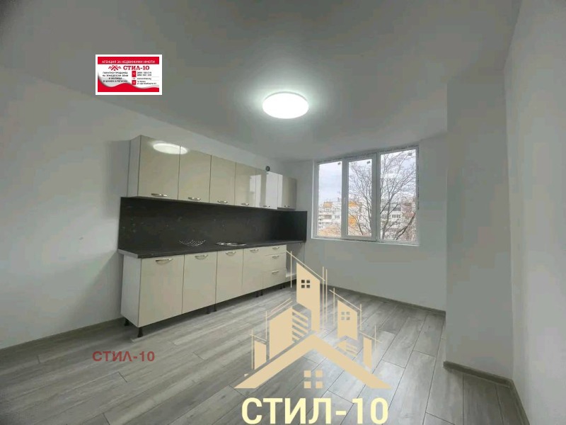 Продава 3-СТАЕН, гр. Шумен, Болницата, снимка 1 - Aпартаменти - 48815345