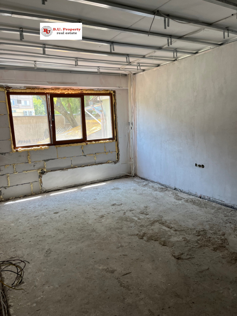 Na prodej  2 ložnice Pernik , Iztok , 94 m2 | 27917786 - obraz [3]