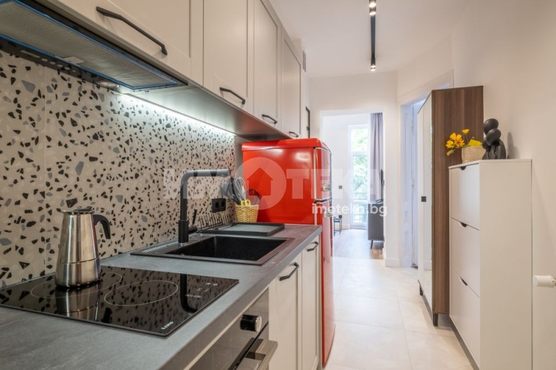 Продава МНОГОСТАЕН, гр. София, Център, снимка 11 - Апартаменти - 52521101