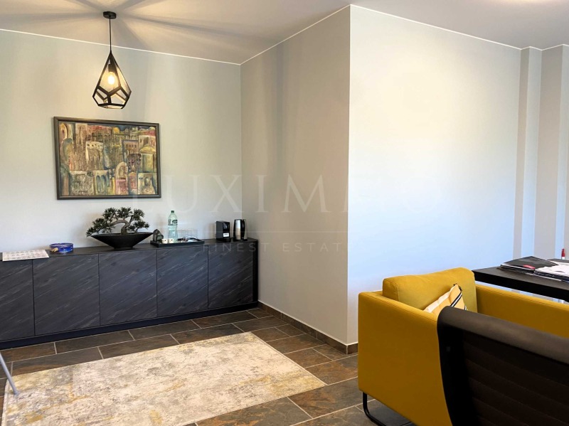 Myytävänä  Toimisto Sofia , Bojana , 220 neliömetriä | 65599067 - kuva [3]