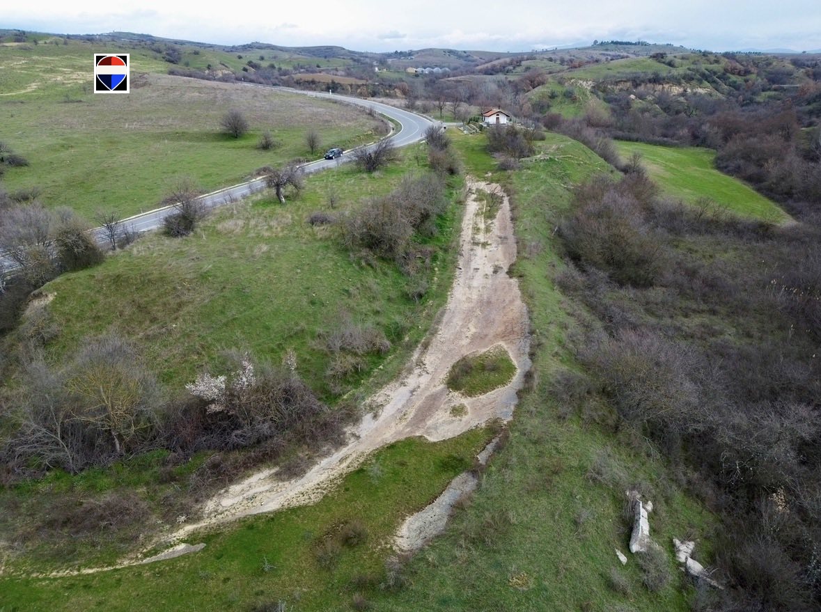 Продава ЗЕМЕДЕЛСКА ЗЕМЯ, с. Хотово, област Благоевград, снимка 2 - Земеделска земя - 53767679