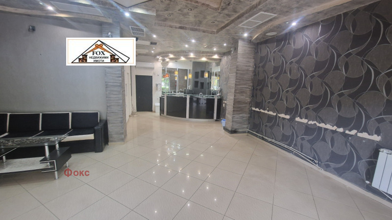 Te koop  Bar; Koffiebar Ruse , Vazrazjdane , 70 m² | 62254098 - afbeelding [2]