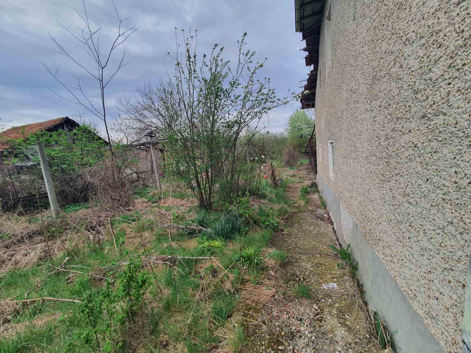 Продава КЪЩА, с. Балван, област Велико Търново, снимка 2 - Къщи - 50610662
