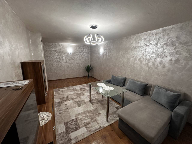 Продава  2-стаен, град Бургас, Меден рудник - зона В •  102 000 EUR • ID 27303746 — holmes.bg - [1] 