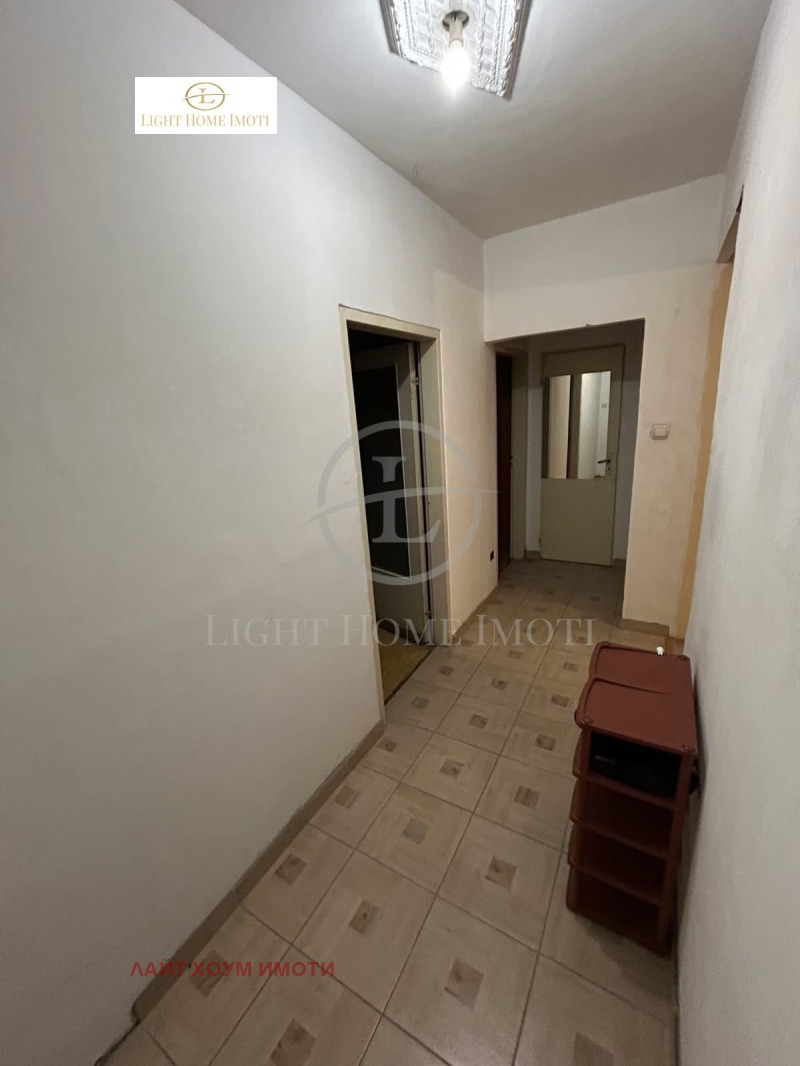 For Sale  2 bedroom Plovdiv , Izgrev , 90 sq.m | 47990923 - image [7]