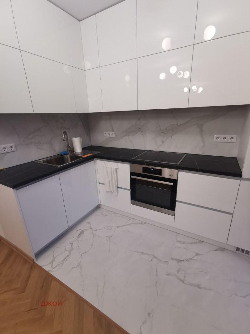 Продава 3-СТАЕН, гр. София, Медицинска академия, снимка 5 - Апартаменти - 52435388