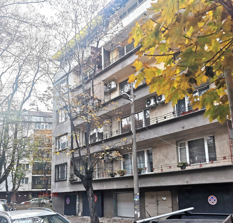 Продава 3-СТАЕН, 135 кв.м.450 000 €880 123.50 лв.град София, Медицинска академия 22:53 на 25 Ноември 2025