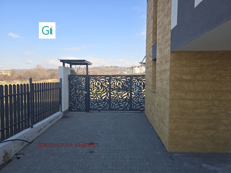 Продава КЪЩА, гр. Благоевград, Баларбаши, снимка 3 - Къщи - 52748570