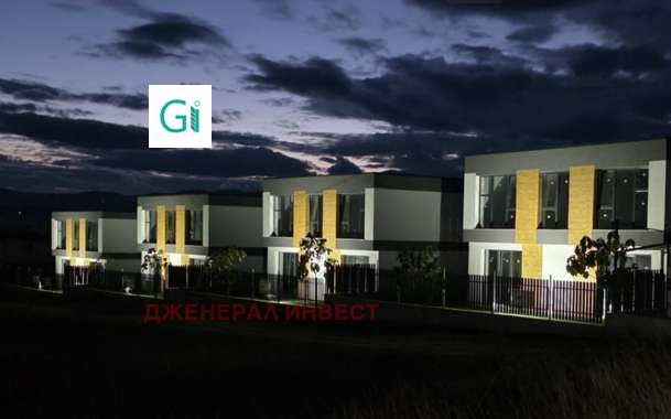 Продава КЪЩА, гр. Благоевград, Баларбаши, снимка 11 - Къщи - 52748570