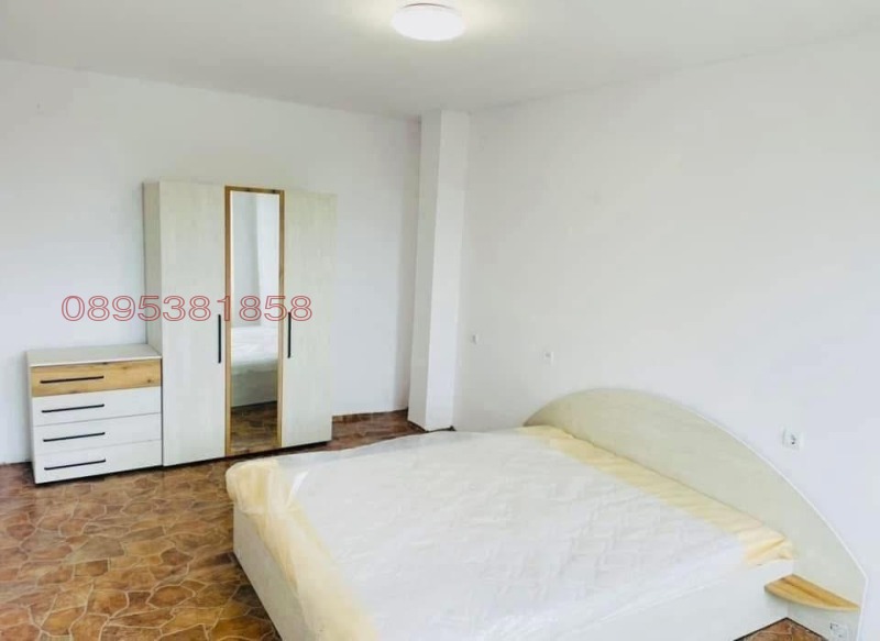 Продава 4-СТАЕН, гр. София, Бенковски