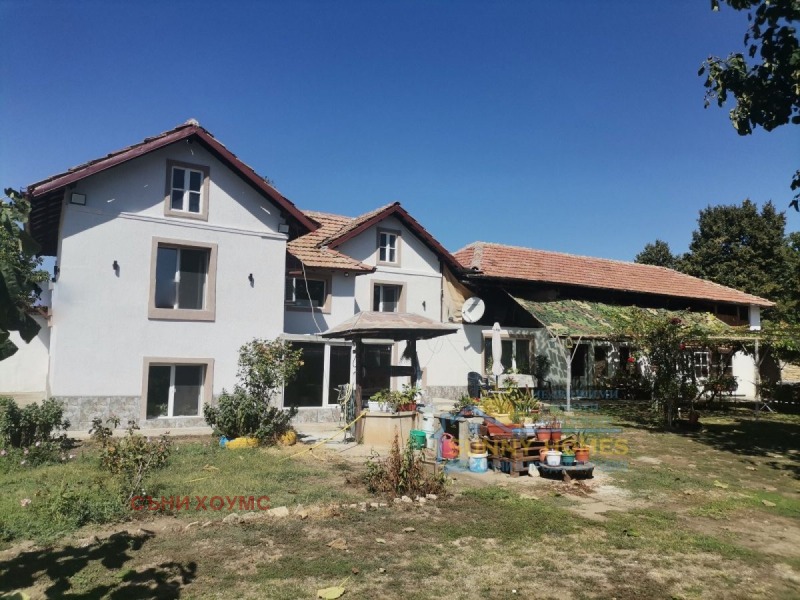 Продава КЪЩА, с. Долна Липница, област Велико Търново, снимка 2 - Къщи - 52649356