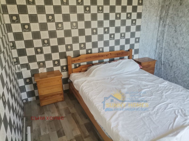 Продава КЪЩА, с. Долна Липница, област Велико Търново, снимка 12 - Къщи - 52649356