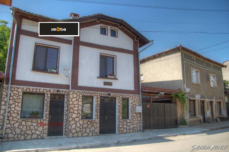 Продава КЪЩА, гр. Троян, област Ловеч