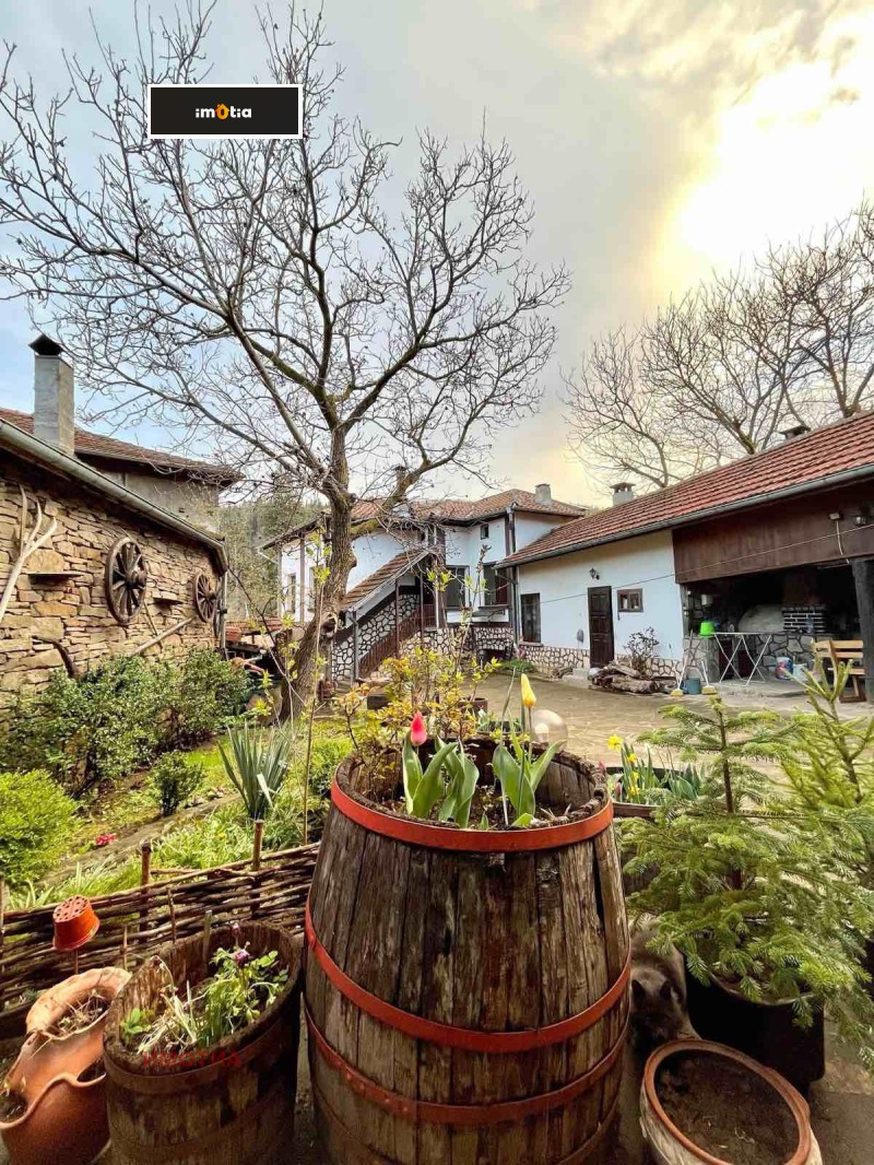 Продава КЪЩА, гр. Троян, област Ловеч, снимка 17 - Къщи - 52819887