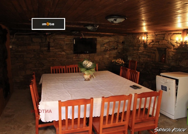 Продава КЪЩА, гр. Троян, област Ловеч, снимка 9 - Къщи - 52819887