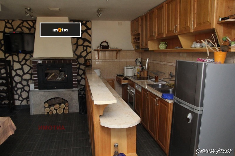 Продава КЪЩА, гр. Троян, област Ловеч, снимка 6 - Къщи - 52819887