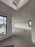 Продава КЪЩА, област Пловдив, с. Марково • 495000 € / 968135.85 лв. • 58211177 7