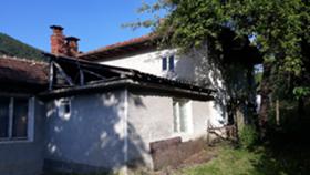 Продажба на имоти в гр. Априлци, област Ловеч - изображение 11 