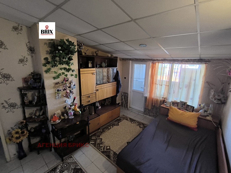 Продава  Ателие, таван град Русе , Център , 58 кв.м | 52326158