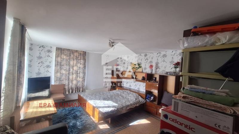 Продава КЪЩА, с. Ярджиловци, област Перник, снимка 2 - Къщи - 52466050