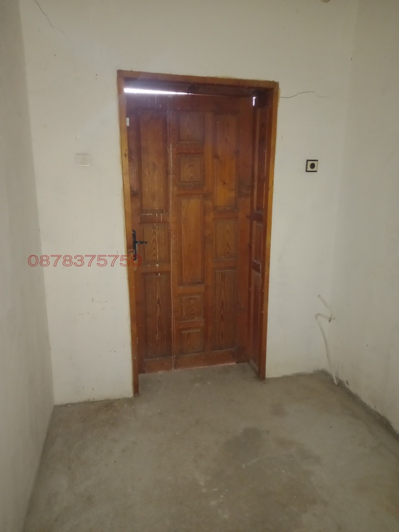 Продава ПРОМ. ПОМЕЩЕНИЕ, с. Каснаково, област Хасково, снимка 12 - Производствени сгради - 52779614