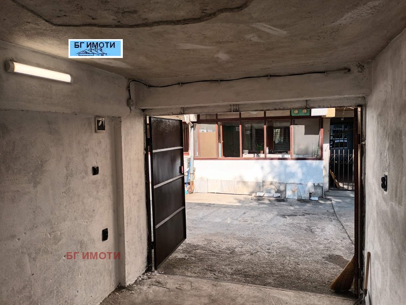 Продава ГАРАЖ в град Враца, Център - 14 кв.м / 20 000 € » 39 116.60 лв., БГ ИМОТИ