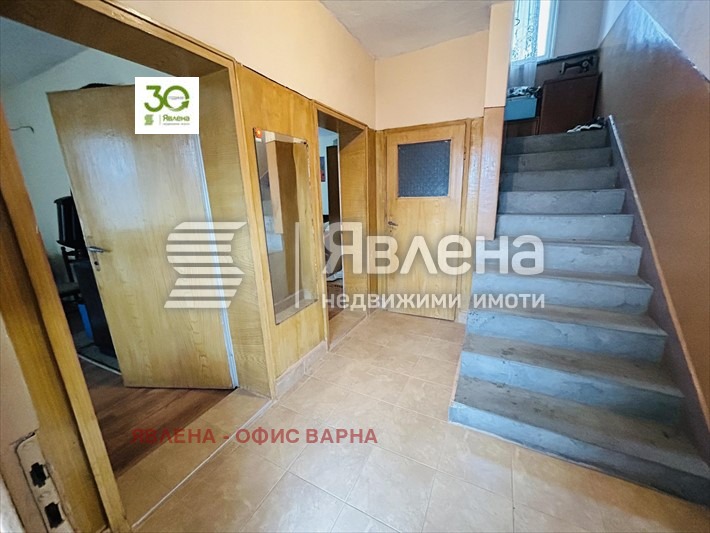 Продава КЪЩА, гр. Аксаково, област Варна, снимка 7 - Къщи - 48524919