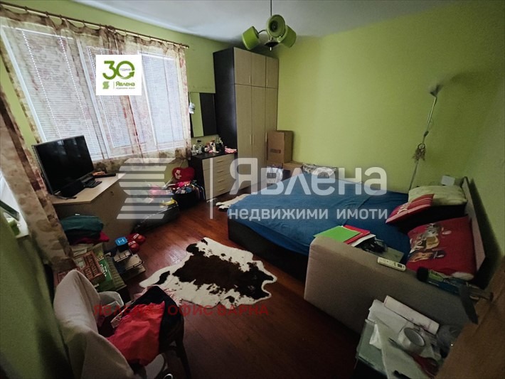 Продава КЪЩА, гр. Аксаково, област Варна, снимка 15 - Къщи - 48524919