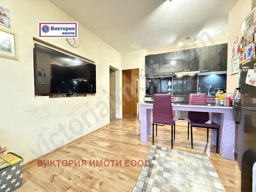 Продава 3-СТАЕН, гр. Велико Търново, Чолаковци, снимка 2 - Апартаменти - 48701738