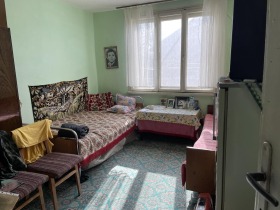 Поверх будинку Мирово, область Стара Загора 8