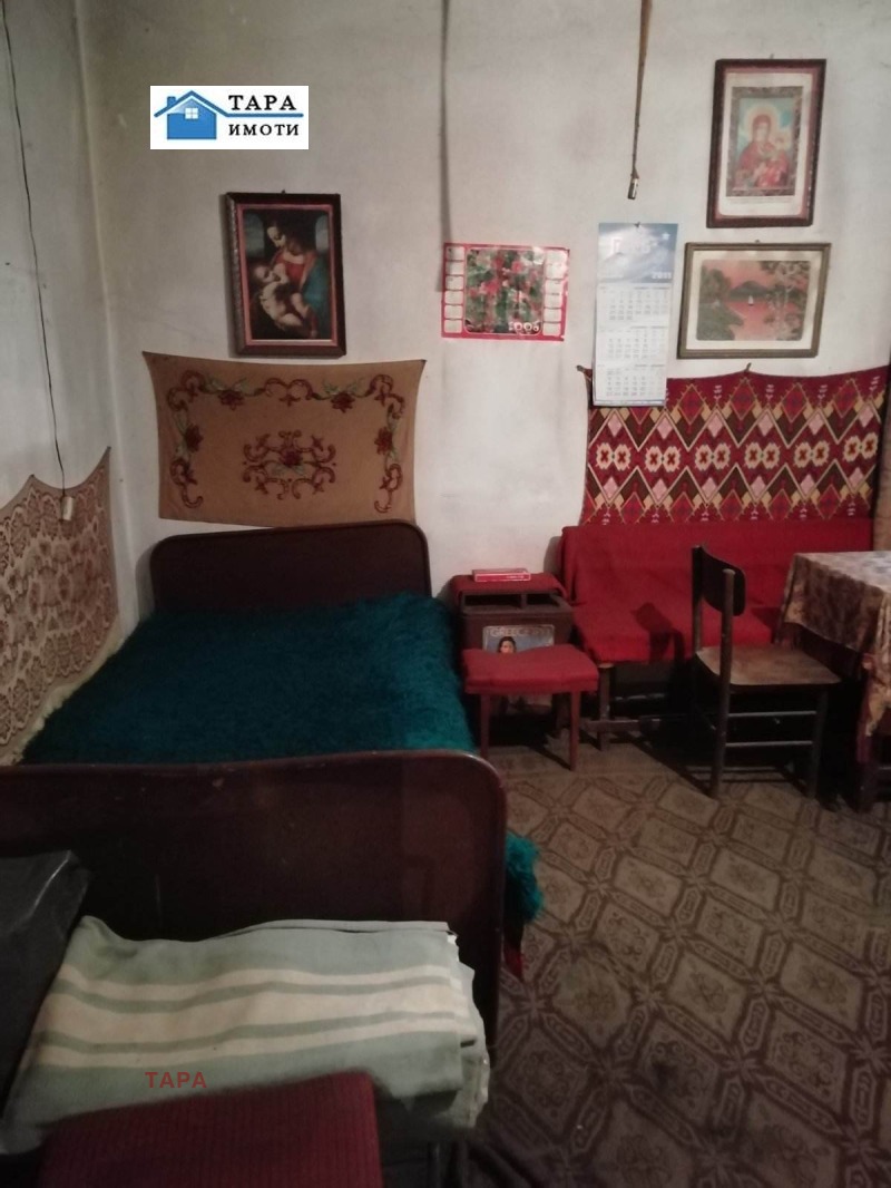 Продава КЪЩА, с. Белотинци, област Монтана, снимка 4 - Къщи - 52813931