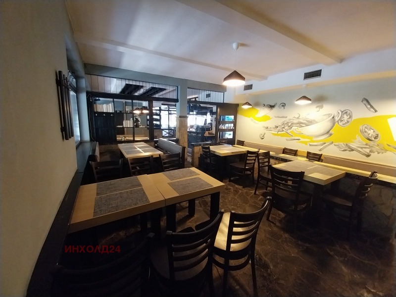 En venta  Bar; Cafetería Sofia , Studentski grad , 500 metros cuadrados | 81501339 - imagen [4]