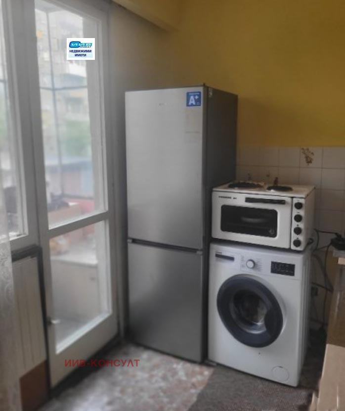 Продава 3-СТАЕН, гр. Велико Търново, Център, снимка 12 - Апартаменти - 52232290