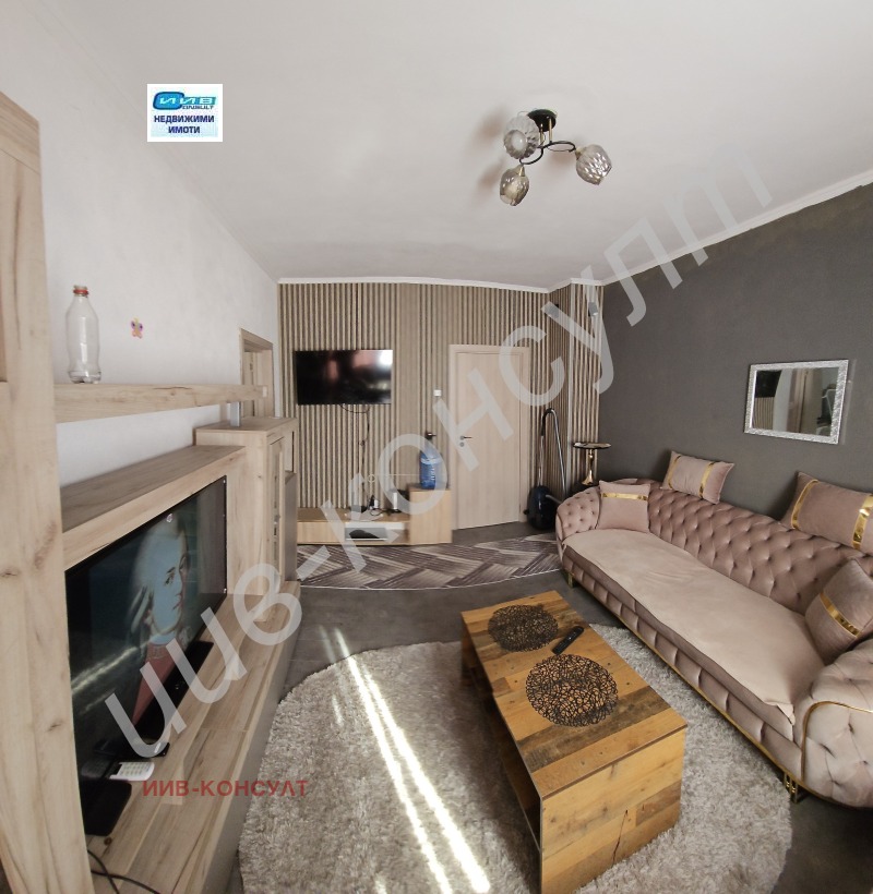 Продава 3-СТАЕН, гр. Велико Търново, Център, снимка 7 - Апартаменти - 52232290