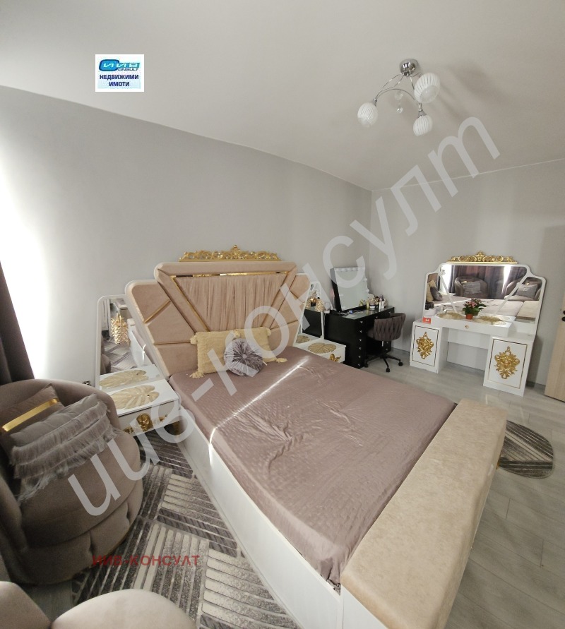 Продава 3-СТАЕН, гр. Велико Търново, Център, снимка 4 - Апартаменти - 52232290