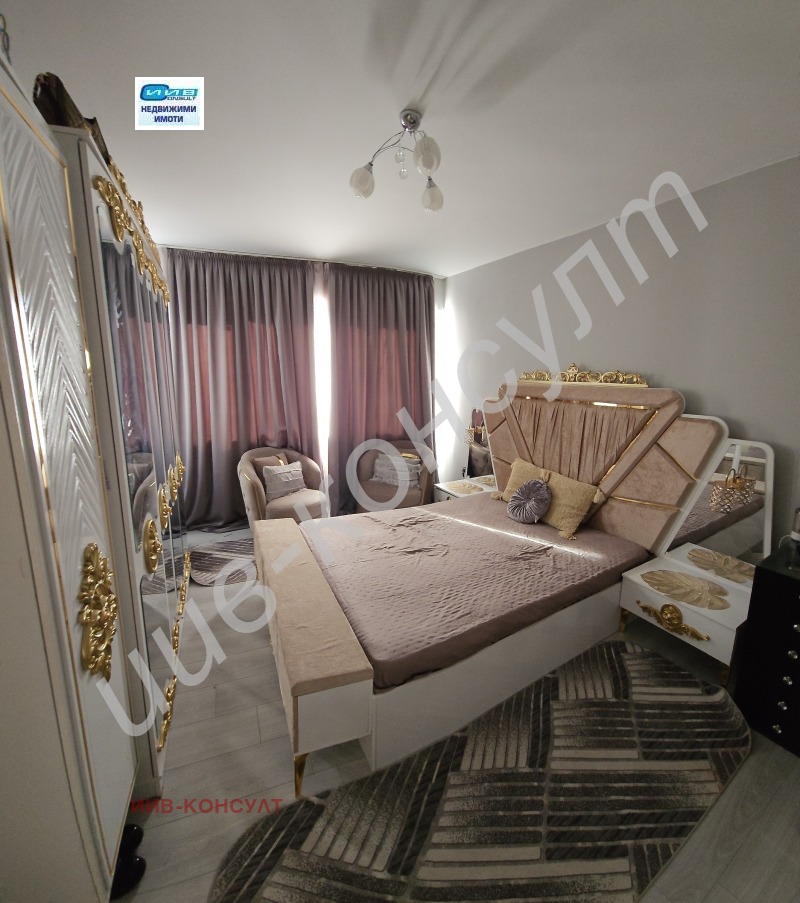 Продава 3-СТАЕН, гр. Велико Търново, Център, снимка 2 - Апартаменти - 52232290