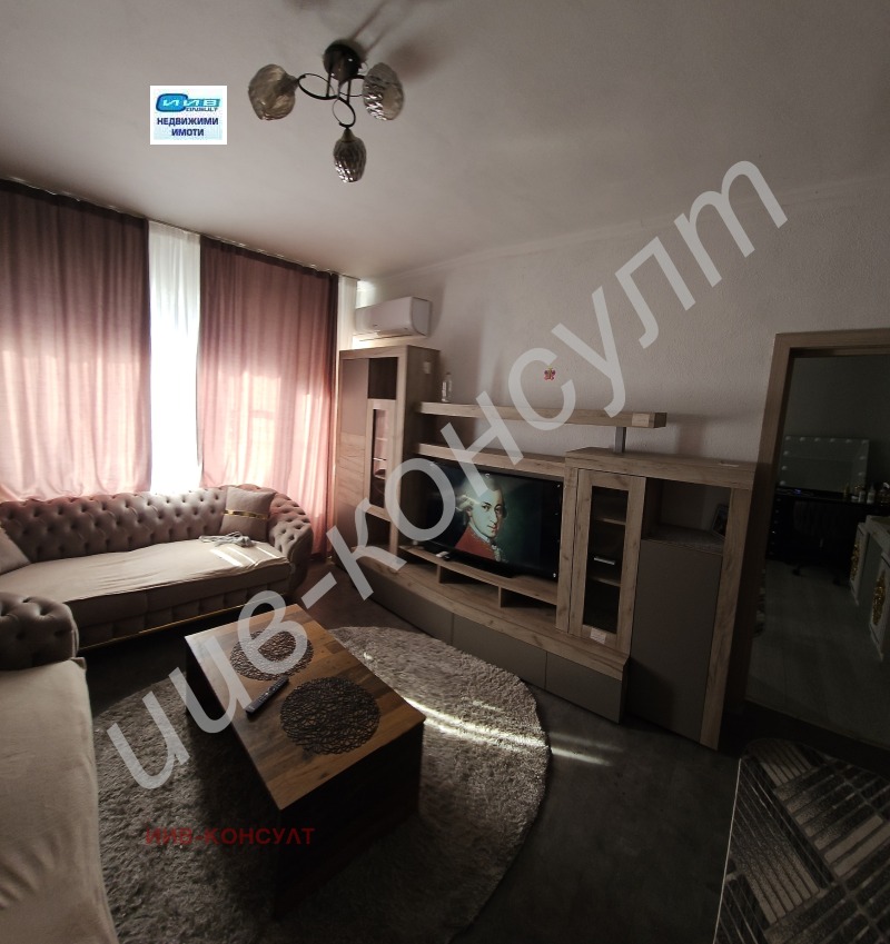 Продава 3-СТАЕН, гр. Велико Търново, Център, снимка 6 - Апартаменти - 52232290