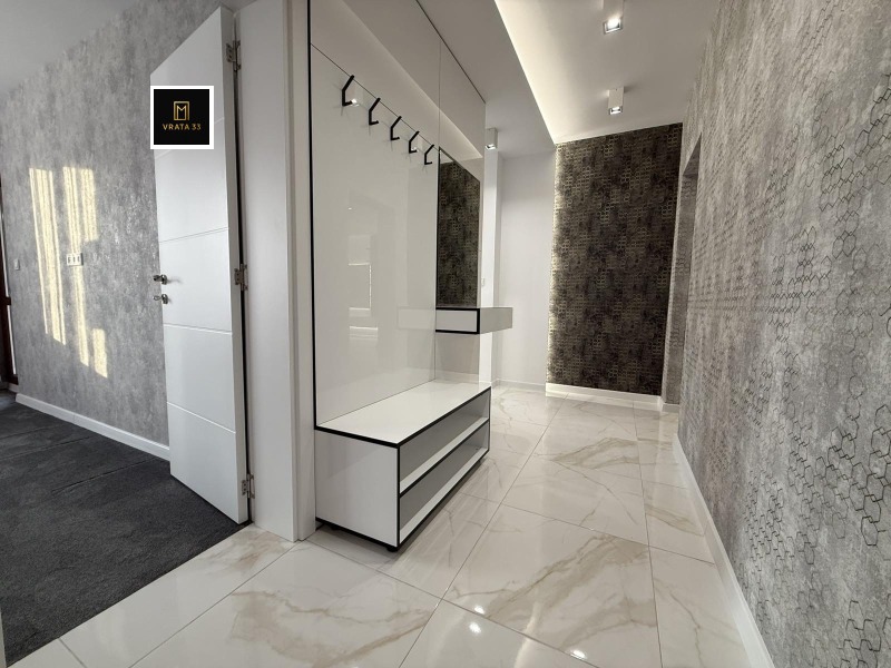 Продава 3-СТАЕН, гр. Пловдив, Остромила, снимка 15 - Апартаменти - 52770549