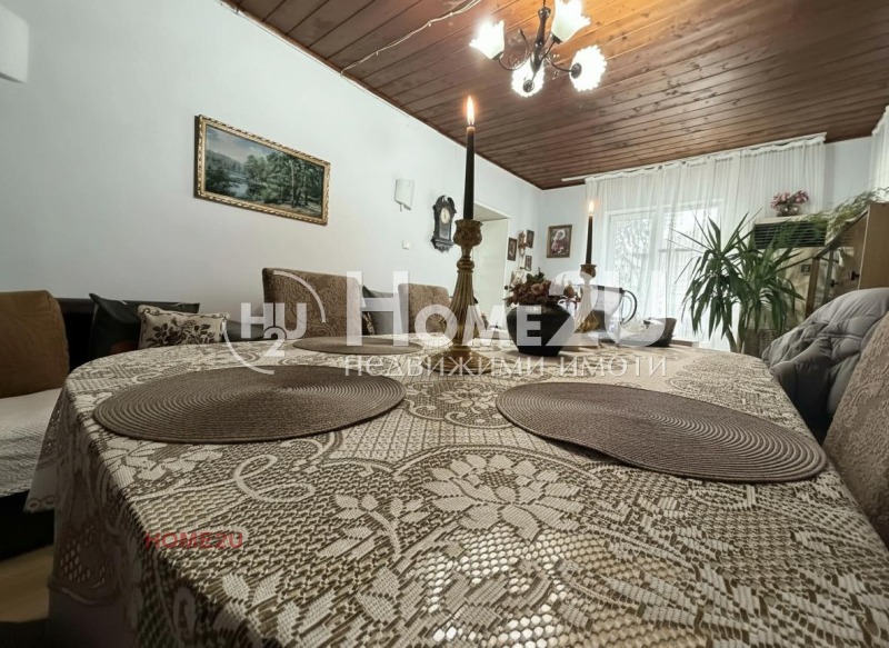 Продава КЪЩА, гр. Суворово, област Варна, снимка 6 - Къщи - 53539201