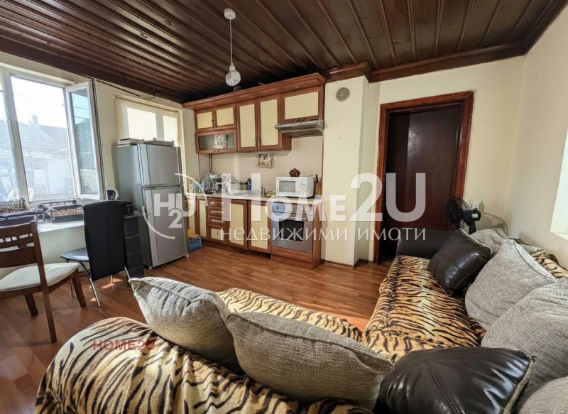 Продава КЪЩА, гр. Суворово, област Варна, снимка 15 - Къщи - 53539201